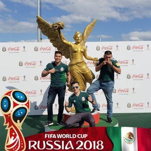 Meet your Posher, Adrian